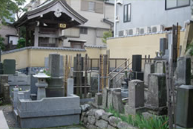 上の墓地(かみのぼち)